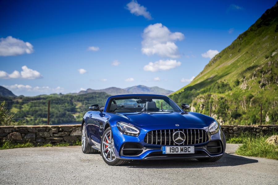  Mercedes-AMG GT S Roadster (R190) 2019 года  (UK) (фото 17 из 40)